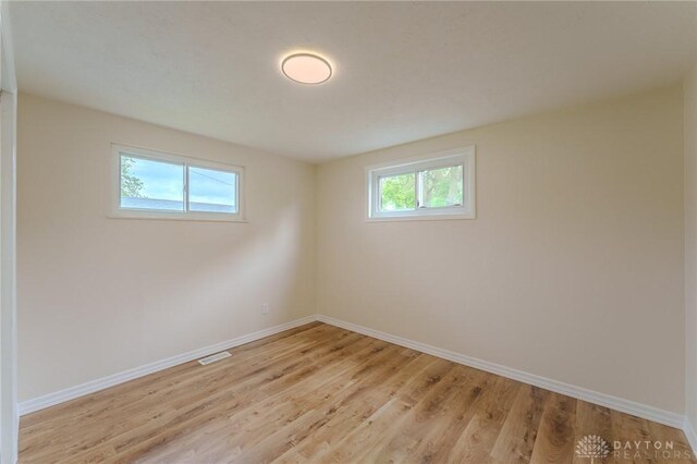 7415 Meadow Dr, Tipp City, OH 45371 - photo 24