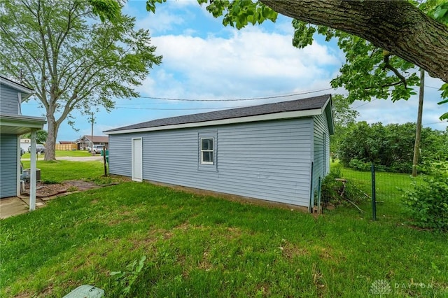 7415 Meadow Dr, Tipp City, OH 45371 - photo 36