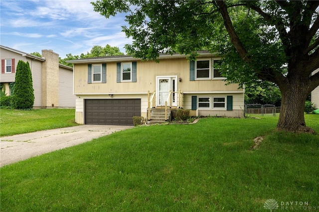 113 Marrett Farm Rd, Englewood, OH 45322 - raised ranch featuring an attached garage and driveway