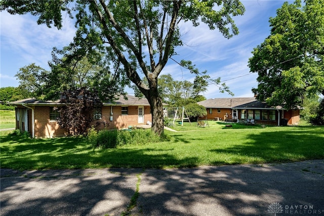 4675 Dearth Rd, Franklin Twp, OH 45005 - view of green lawn