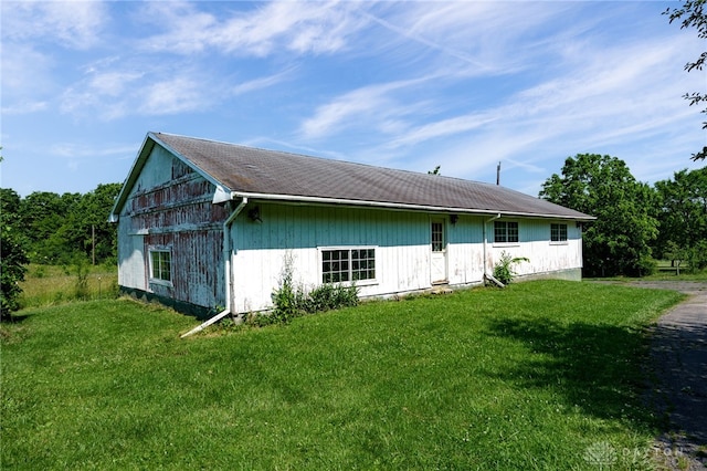 4675 Dearth Rd, Franklin Twp, OH 45005 - view of home's exterior with a lawn