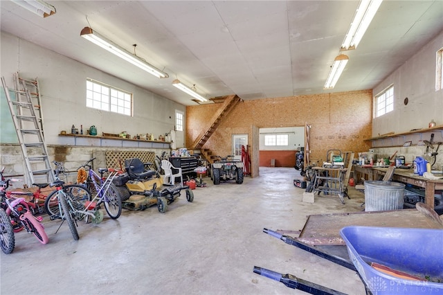 4675 Dearth Rd, Franklin Twp, OH 45005 - garage featuring a workshop area