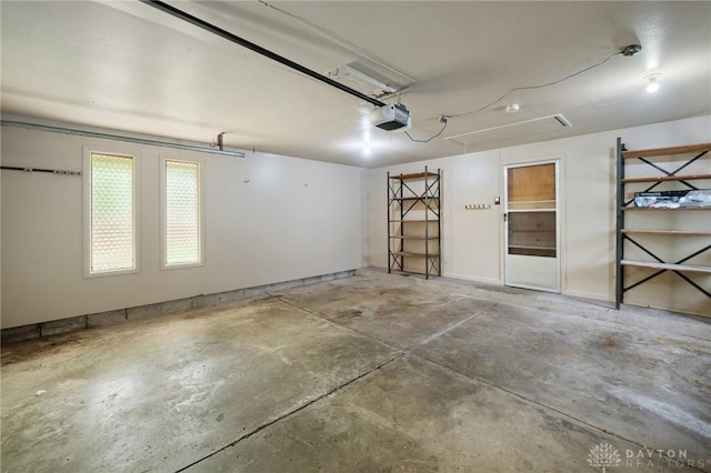 521 Park Ridge Dr, Centerville, OH 45459 - garage with a garage door opener