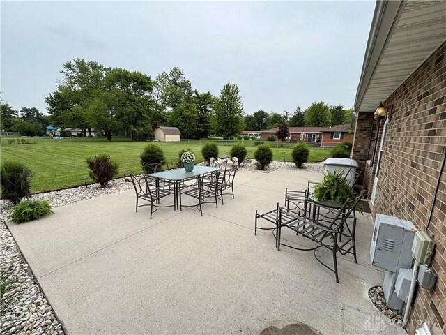 5858 Wood Ave, Greenville, OH 45331 - photo 16