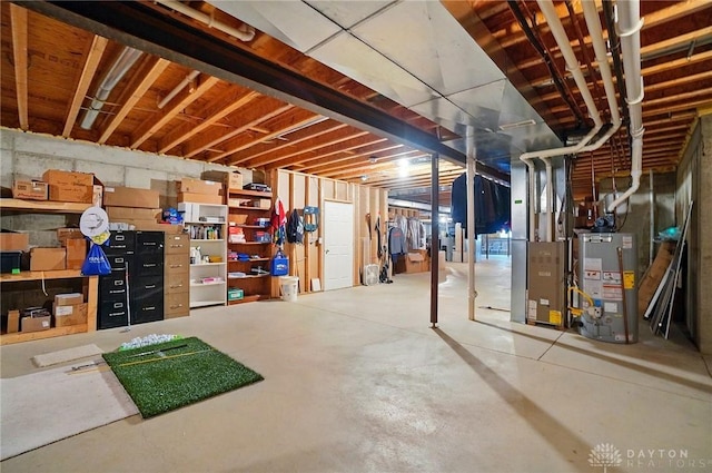 655 Devanshae Ct, Hamilton, OH 45013 - unfinished basement featuring water heater and heating unit