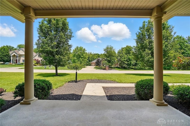 655 Devanshae Ct, Hamilton, OH 45013 - view of patio