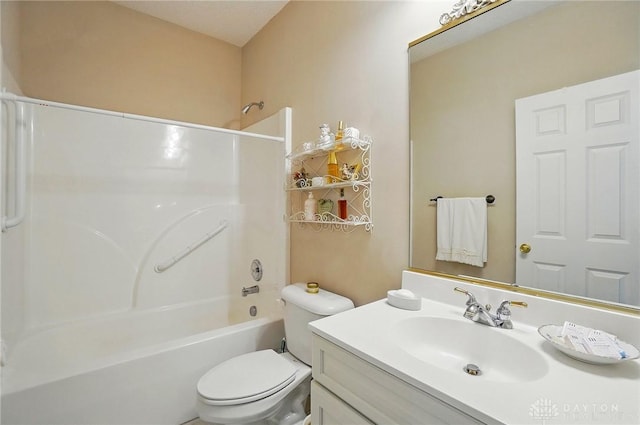 655 Devanshae Ct, Hamilton, OH 45013 - bathroom featuring vanity and bathing tub / shower combination