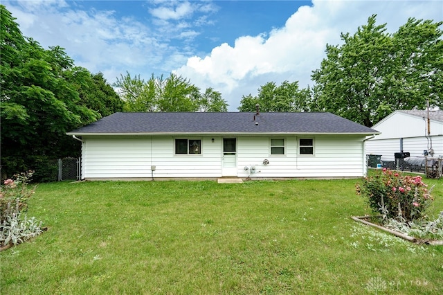 1919 Atkinson Dr, Xenia, OH 45385 - rear view of property