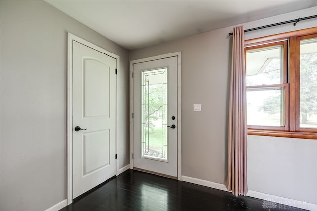 3201 Sears Rd, Spring Valley Twp, OH 45370 - entrance foyer featuring baseboards and dark wood finished floors