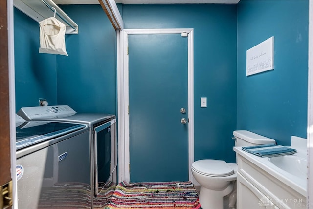 195 Sycamore Creek Dr, Springboro, OH 45066 - laundry room with washer and clothes dryer