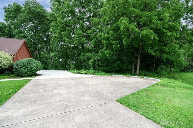 4911 Arabian Dr, Fairborn, OH 45324 - view of patio