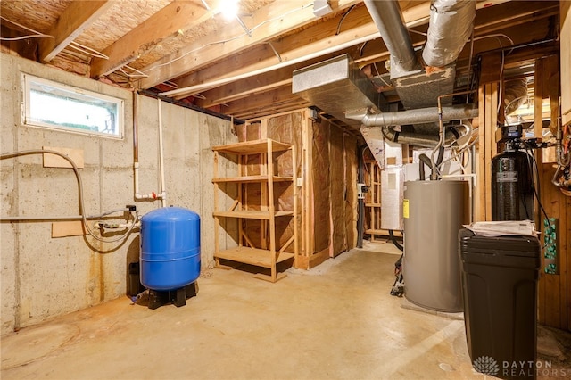 4911 Arabian Dr, Fairborn, OH 45324 - basement with a water pressure tank and water heater
