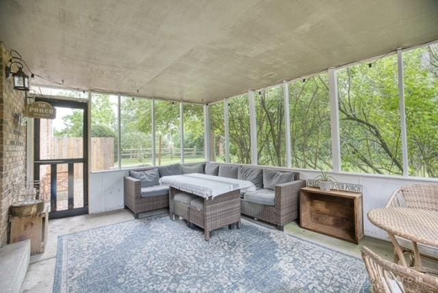116 Whisman Dr, Middletown, OH 45042 - sunroom / solarium featuring healthy amount of natural light and an outdoor living space