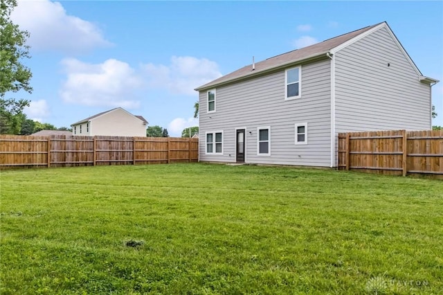 805 Marshall Dr, Xenia, OH 45385 - rear view of property with a fenced backyard