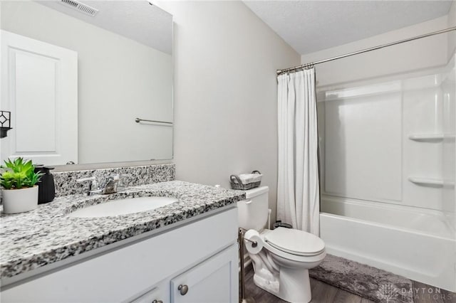 805 Marshall Dr, Xenia, OH 45385 - bathroom with vanity, wood finished floors, and shower / bath combination with curtain