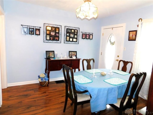 316 Center St, Lebanon, OH 45036 - dining space featuring wood finished floors and baseboards