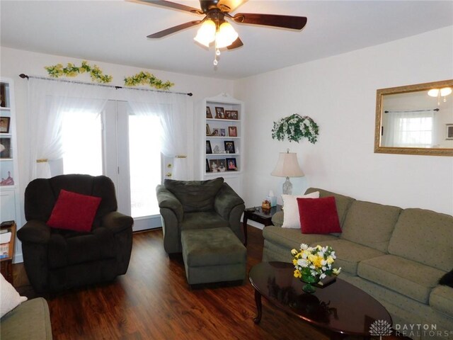 316 Center St, Lebanon, OH 45036 - living area with wood finished floors and ceiling fan