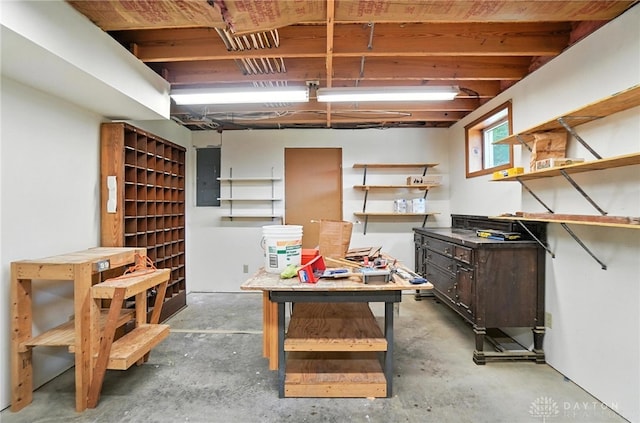 356 Saint James Pl, Springboro, OH 45066 - below grade area with a workshop area and electric panel