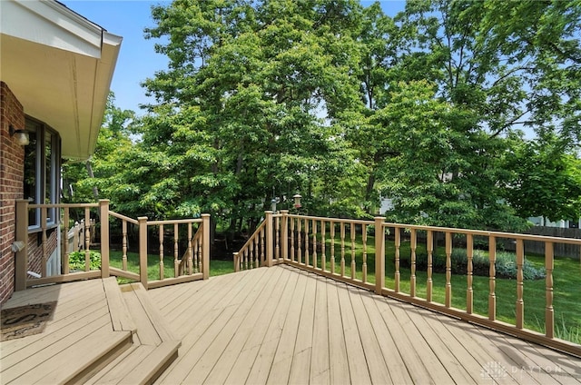356 Saint James Pl, Springboro, OH 45066 - wooden terrace featuring a lawn