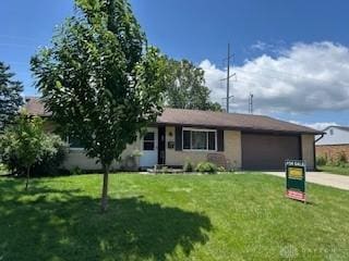 1006 Terracewood Dr, Englewood, OH 45322 - single story home featuring a garage, a front yard, and concrete driveway