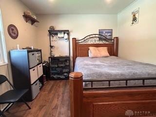 1006 Terracewood Dr, Englewood, OH 45322 - bedroom with wood finished floors