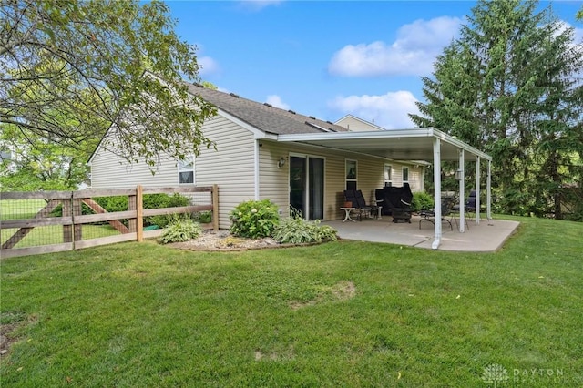 5545 Stone Path Dr, Middletown, OH 45042 - back of property with a patio