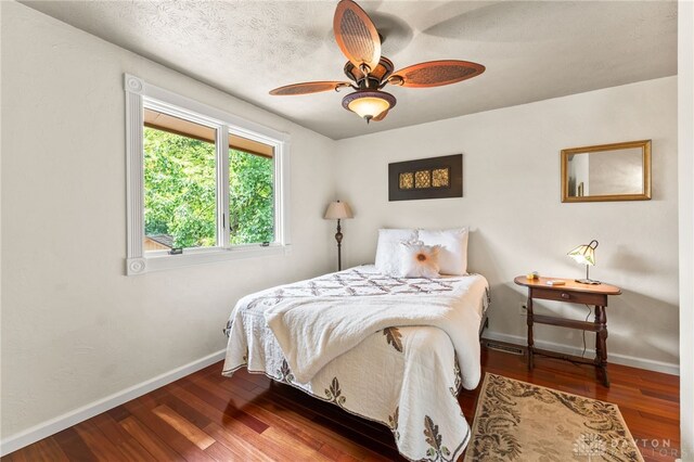 255 Belle Watlin Ct, Dayton, OH 45434 - bedroom with wood finished floors and a ceiling fan
