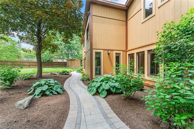 255 Belle Watlin Ct, Dayton, OH 45434 - view of yard