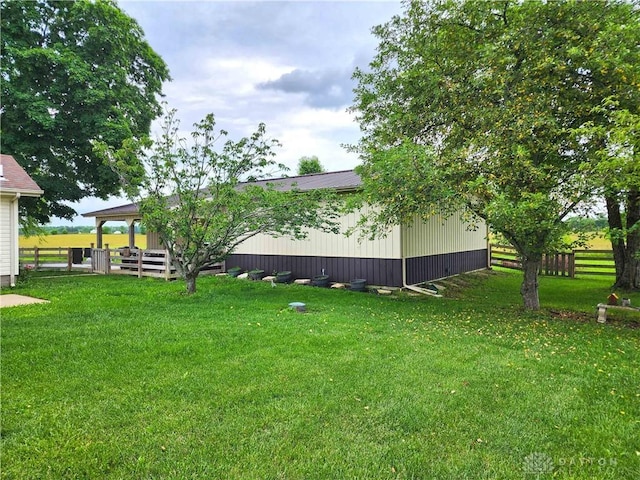 3054 Carpenter Rd, Jefferson Twp, OH 45335 - view of yard featuring an outbuilding