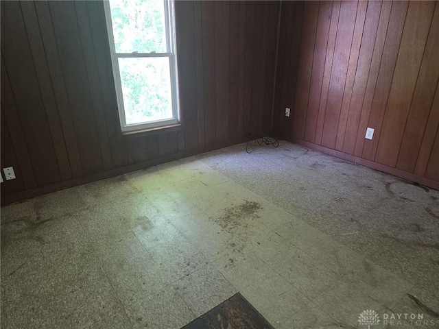 800 Linden Ave, Dayton, OH 45410 - empty room featuring wood walls