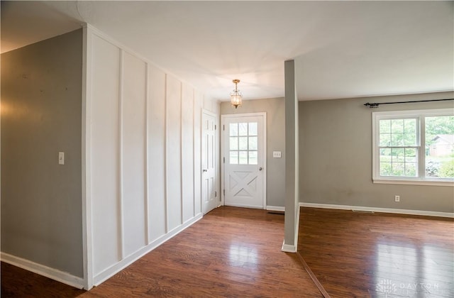 187 Cheltenham Dr, Washington Twp, OH 45459 - foyer entrance featuring wood finished floors and baseboards