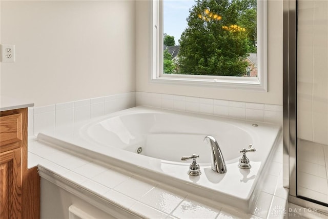 9764 Olde Georgetown Way, Dayton, OH 45458 - full bathroom with a jetted tub and vanity