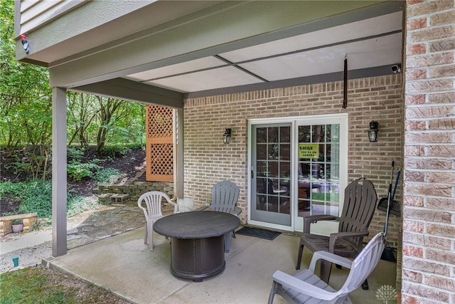 866 Deer Run Rd, Centerville, OH 45459 - view of patio / terrace