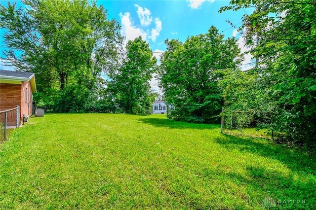 2553 Greenbrier Dr, Dayton, OH 45406 - photo 28