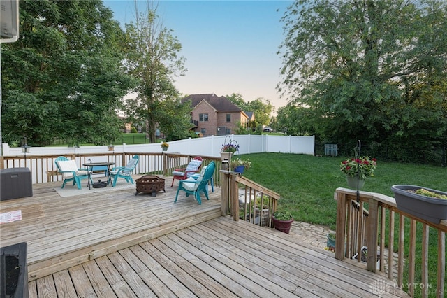2610 Yorktown Ct, Beavercreek, OH 45434 - deck featuring an outdoor fire pit and a fenced backyard