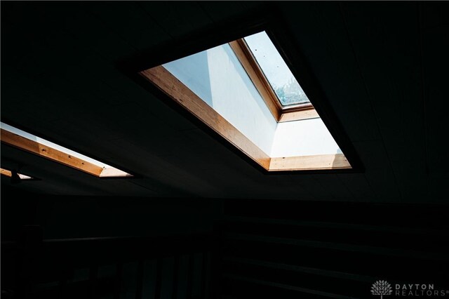 916 Wilson Rd, Troy, OH 45373 - detailed view of a skylight
