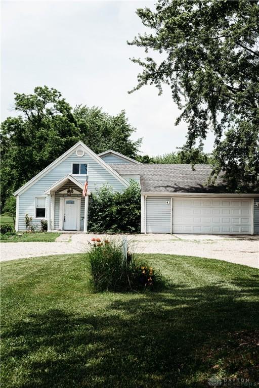 916 Wilson Rd, Troy, OH 45373 - view of front of house with a front yard
