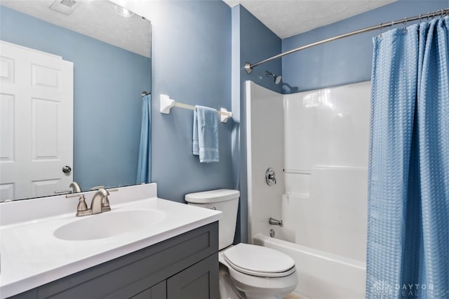 110 Easton Manor Dr, Monroe, OH 45050 - full bathroom with shower / bathtub combination with curtain, vanity, and a textured ceiling