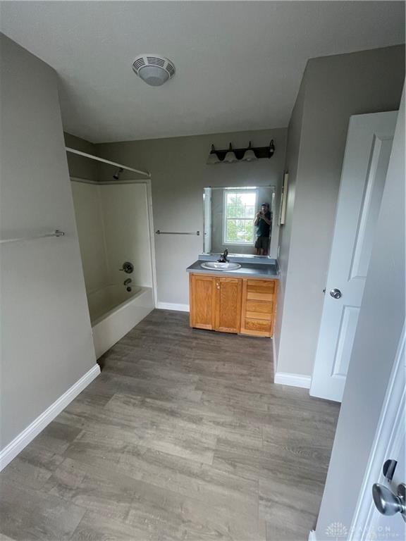 2101 Howell Ave, Dayton, OH 45417 - photo 10