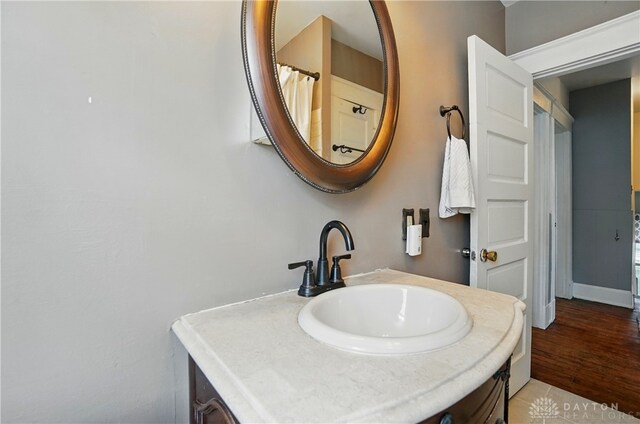 2344 Quatman Ave, Norwood, OH 45212 - full bathroom with vanity