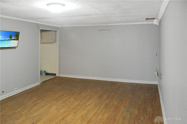 400 S Hayden Ave, Riverside, OH 45431 - empty room with crown molding and wood finished floors