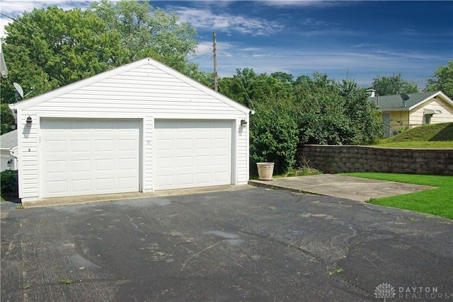 400 S Hayden Ave, Riverside, OH 45431 - view of detached garage