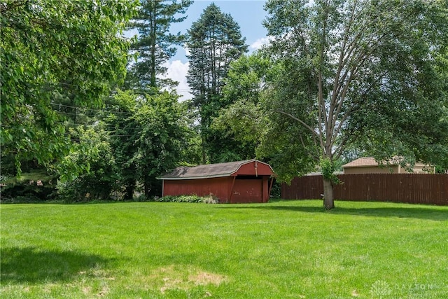 4155 Eckworth, Bellbrook, OH 45305 - view of yard with a shed