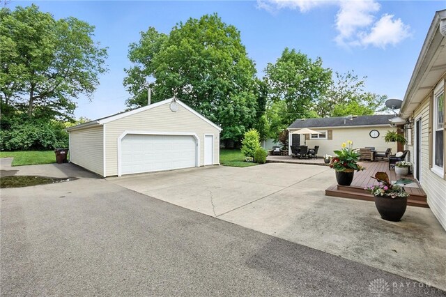 1608 Ken Klare Dr, Beavercreek, OH 45432 - photo 33