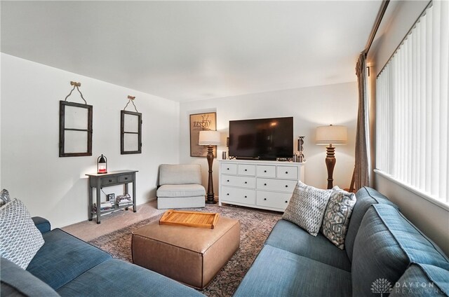 903 Meadow Ln, Lebanon, OH 45036 - view of carpeted living room