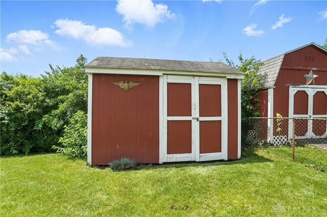 903 Meadow Ln, Lebanon, OH 45036 - view of shed