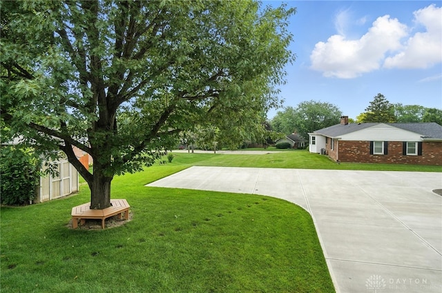 1804 Schirm Dr, Middletown, OH 45042 - view of grassy yard