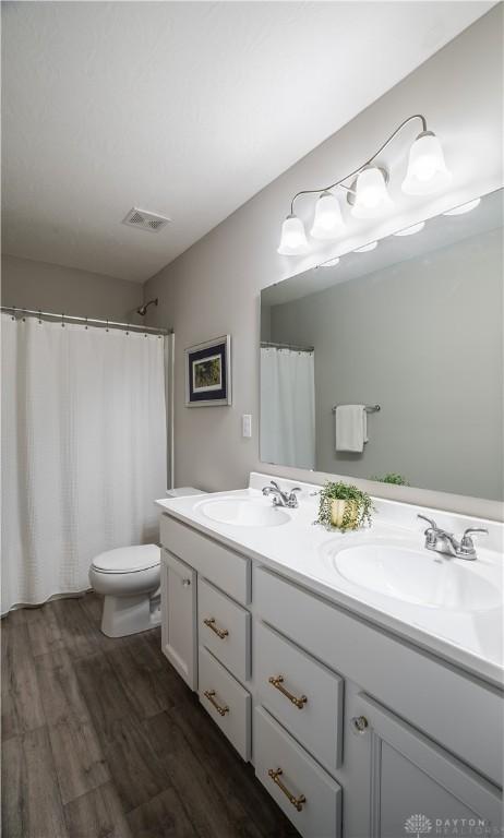 813 Hunters Run Dr, Brookville, OH 45309 - photo 25