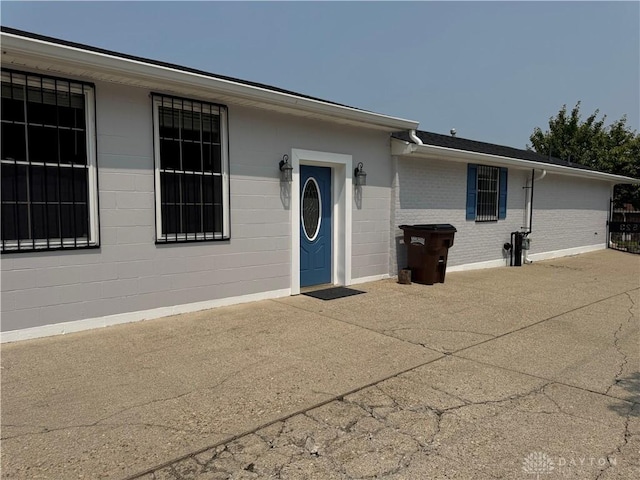 523 Newport Rd, Xenia, OH 45385 - view of front of property