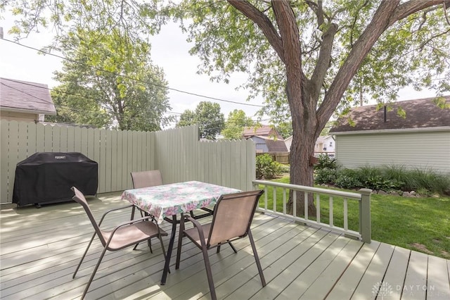 2817 Whittier Ave, Dayton, OH 45420 - deck with grilling area and outdoor dining area